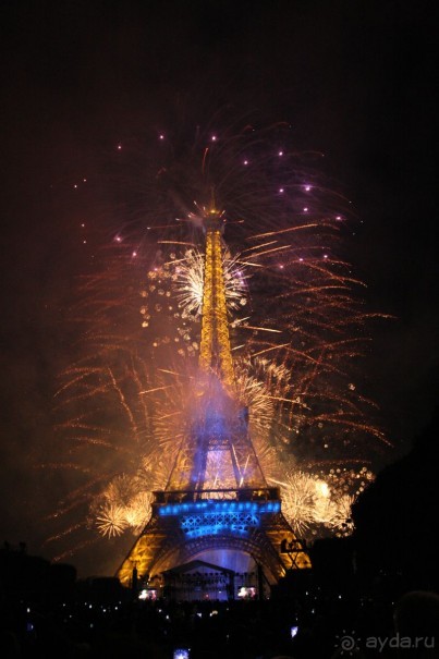 День взятия Бастилии в Париже