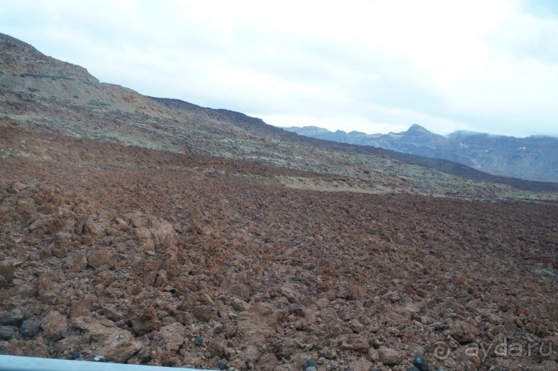 Прогулка по кратеру вулкана Тейде Прогулка по кратеру вулкана Тейде