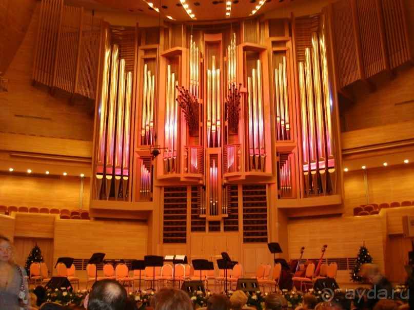 Потрясающая атмосфера, созданная для восприятия прекрасной музыки