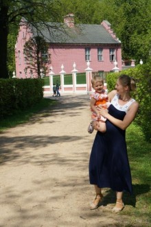 Усадьба Кусково в мае и октябре Усадьба Кусково в мае и октябре