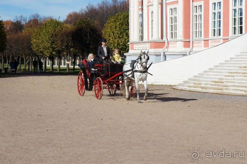 Усадьба Кусково в мае и октябре Усадьба Кусково в мае и октябре