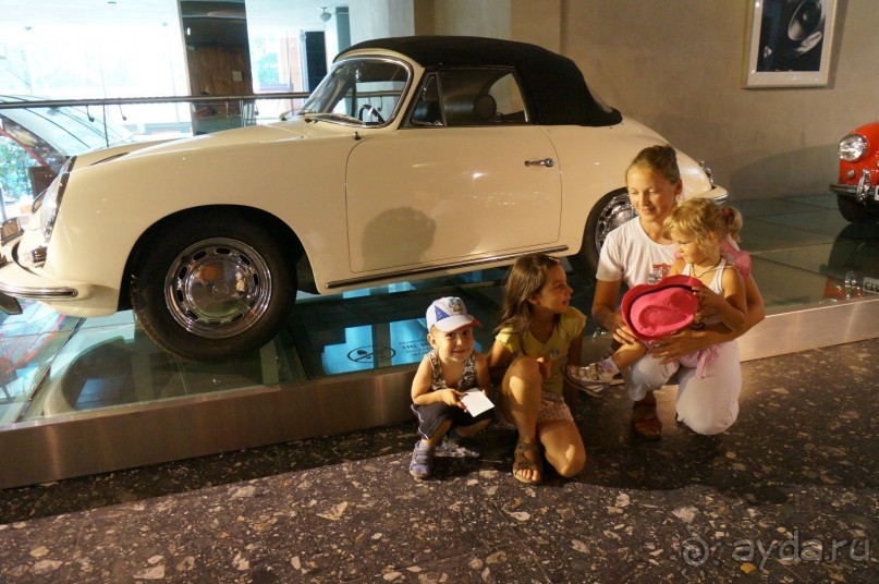 Музей ретро-автомобилей / комплекс Автовилль (м. Фрунзенская) Музей ретро-автомобилей / комплекс Автовилль (м. Фрунзенская)