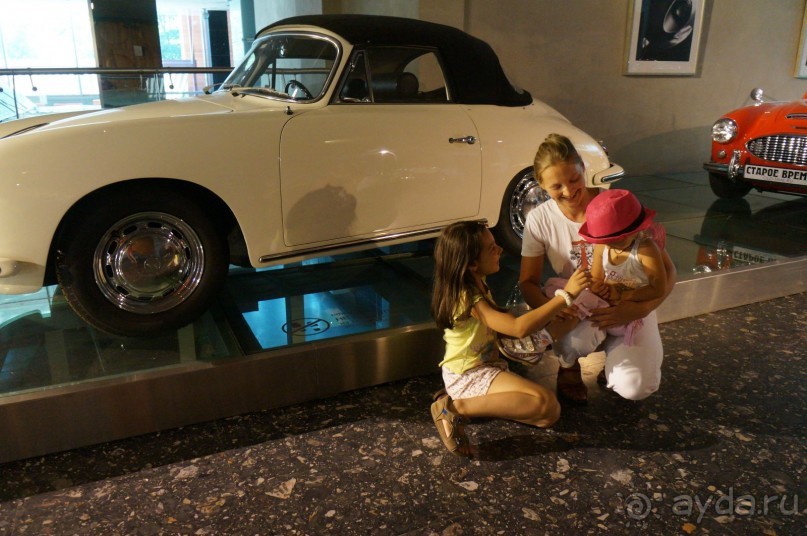 Музей ретро-автомобилей / комплекс Автовилль (м. Фрунзенская)