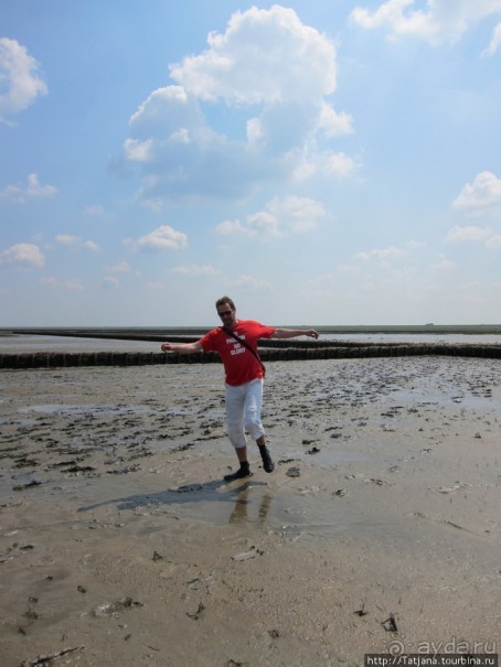 Как нас засасывало в голландской провинции Гронинген.