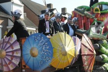 Альбом отзыва "Солнечный карнавальный день в Херлене."