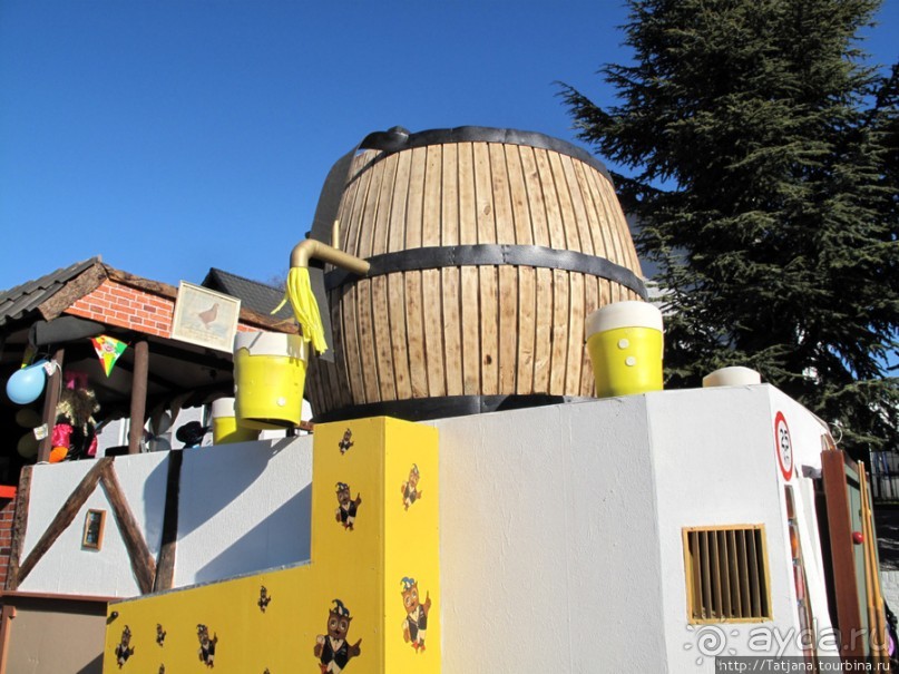 Солнечный карнавальный день в Херлене.