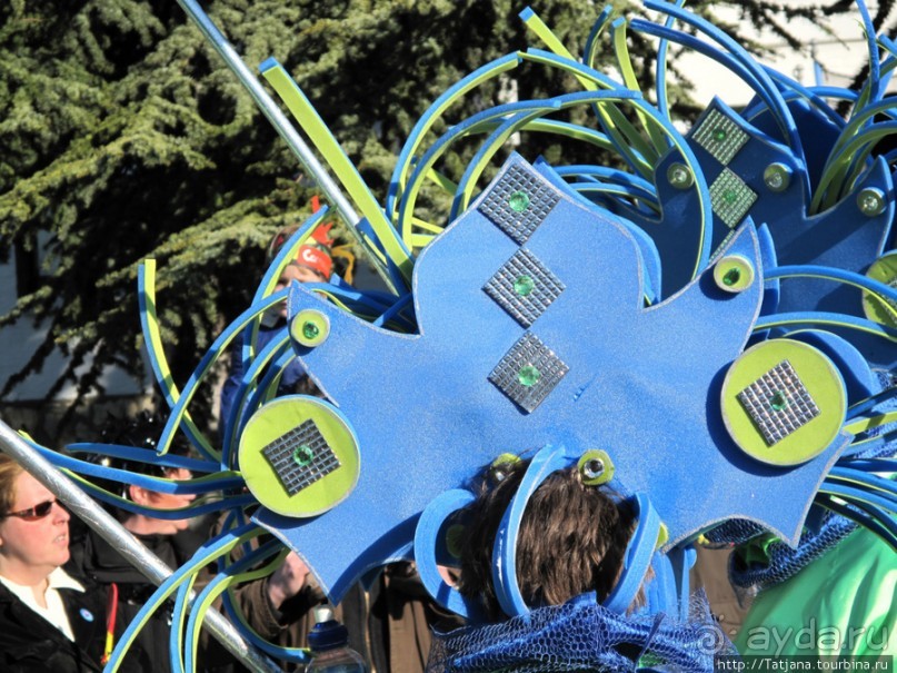 Солнечный карнавальный день в Херлене.