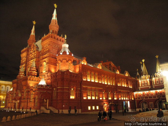 Огни Москвы и яблоко камасутры З. Церетели