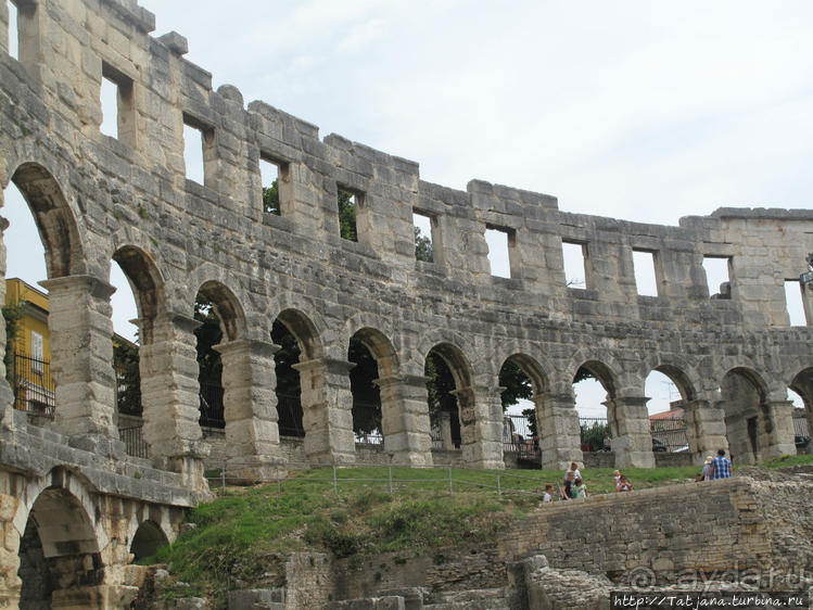 Замечетельная прогулка, Колизей, и вечная любовь