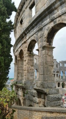 Замечетельная прогулка, Колизей, и вечная любовь