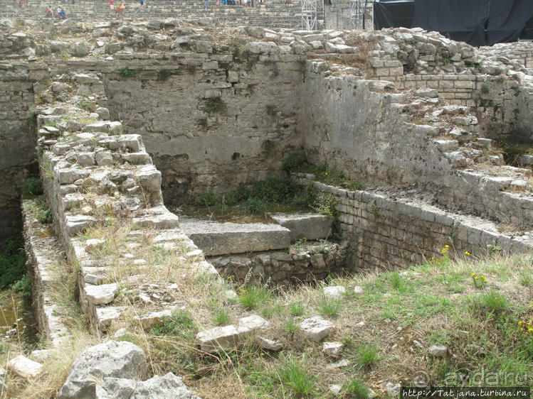 Замечетельная прогулка, Колизей, и вечная любовь