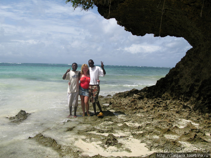 Утренняя прогулка - зона побережья "Diani Beach"