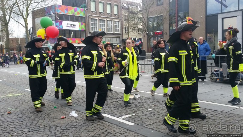 Продолжаем карнавальный репортаж из Голландии