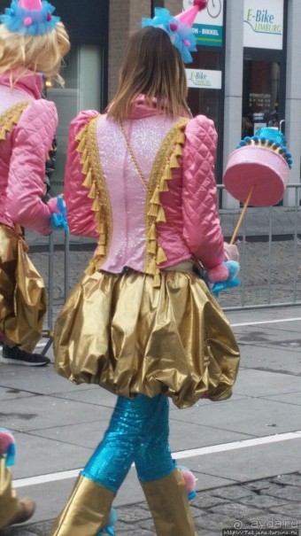 Продолжаем карнавальный репортаж из Голландии