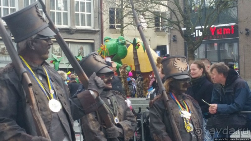 Продолжаем карнавальный репортаж из Голландии