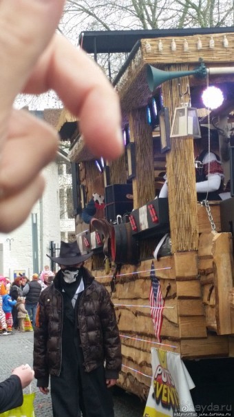 Продолжаем карнавальный репортаж из Голландии