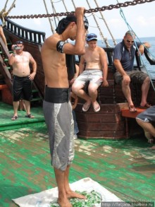 Альбом отзыва "Шоу тунисских факиров."