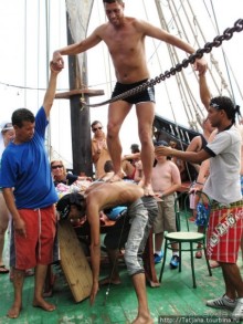 Альбом отзыва "Шоу тунисских факиров."