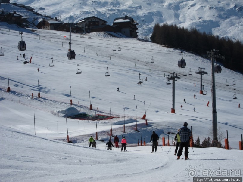 Позавтракал и сразу встал на лыжи!