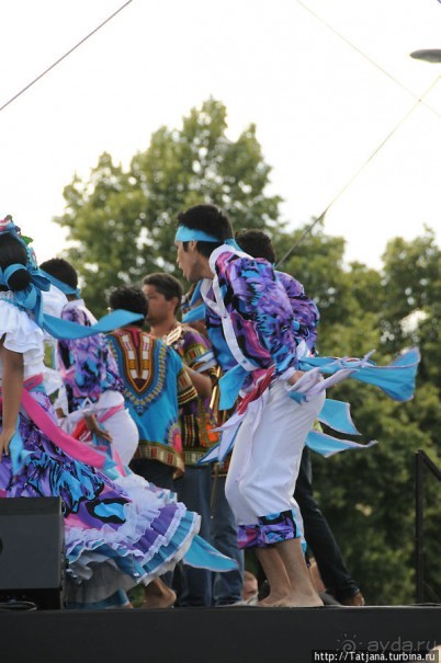 Ежегодный Международный фольклорный фестиваль Брюнссума