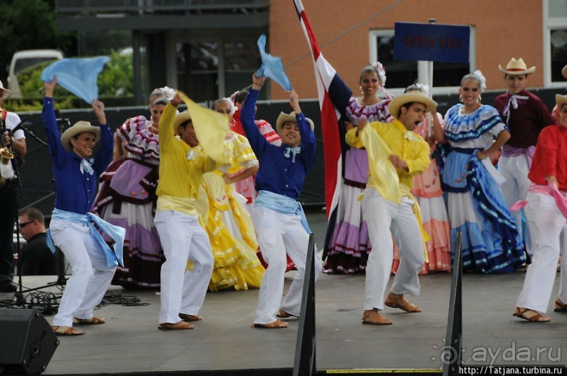 Ежегодный Международный фольклорный фестиваль Брюнссума