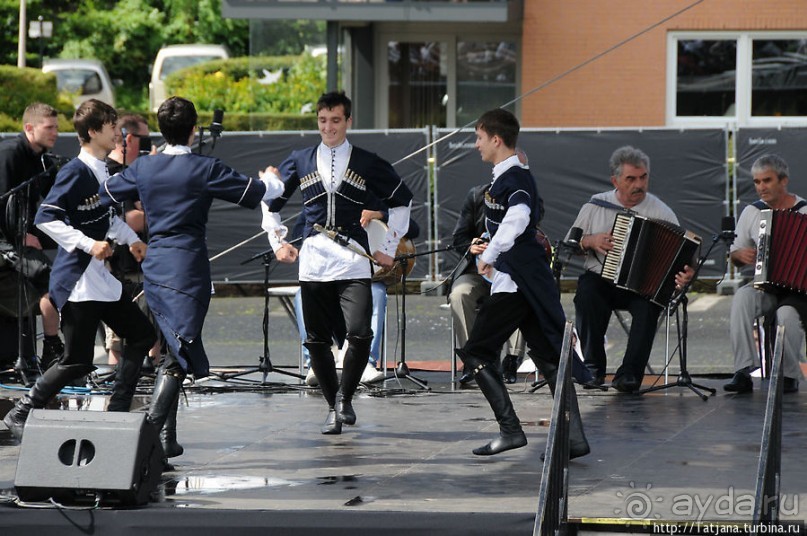 Ежегодный Международный фольклорный фестиваль Брюнссума