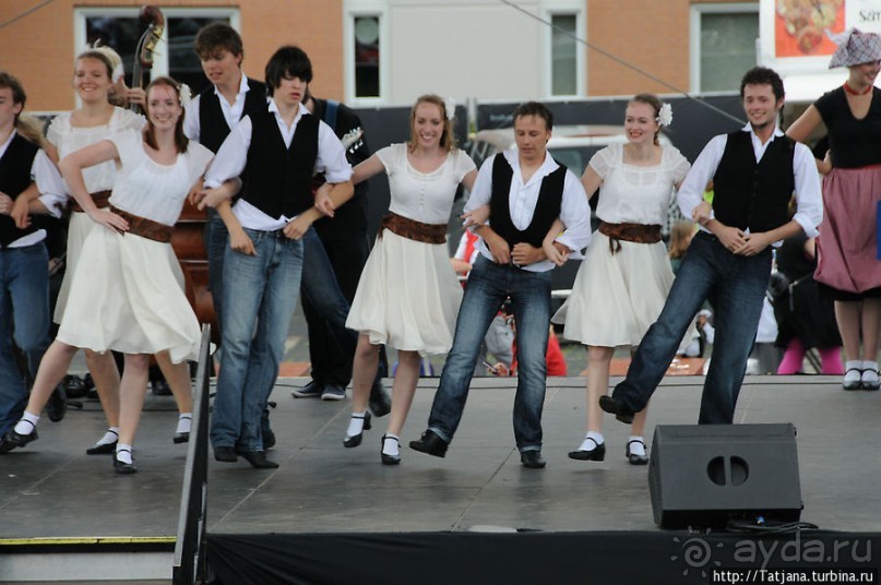 Ежегодный Международный фольклорный фестиваль Брюнссума