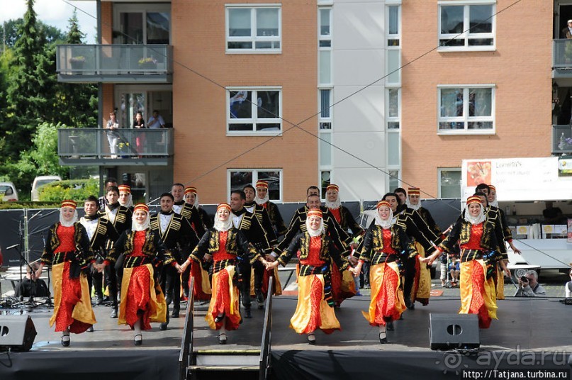 Ежегодный Международный фольклорный фестиваль Брюнссума