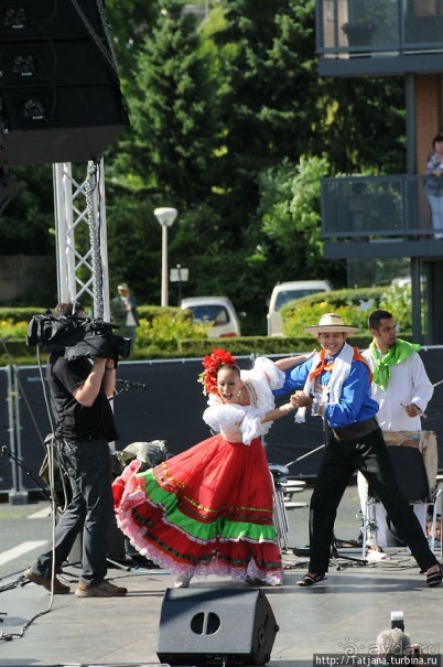 Ежегодный Международный фольклорный фестиваль Брюнссума