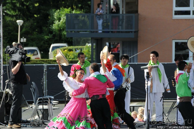 Ежегодный Международный фольклорный фестиваль Брюнссума