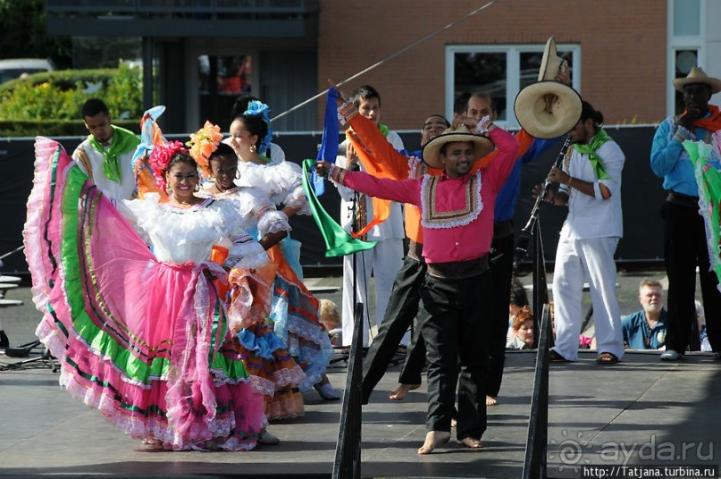 Ежегодный Международный фольклорный фестиваль Брюнссума