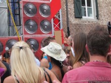 Как отрывается Голландская молодежь (Castle of Love 2011)