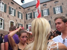 Как отрывается Голландская молодежь (Castle of Love 2011)