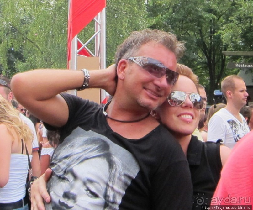 Как отрывается Голландская молодежь (Castle of Love 2011)