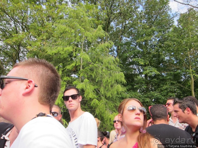 Как отрывается Голландская молодежь (Castle of Love 2011)