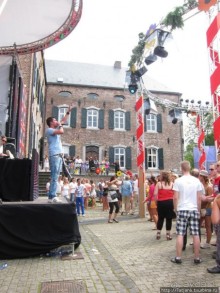 Альбом отзыва "Как отрывается Голландская молодежь (Castle of Love 2011)"