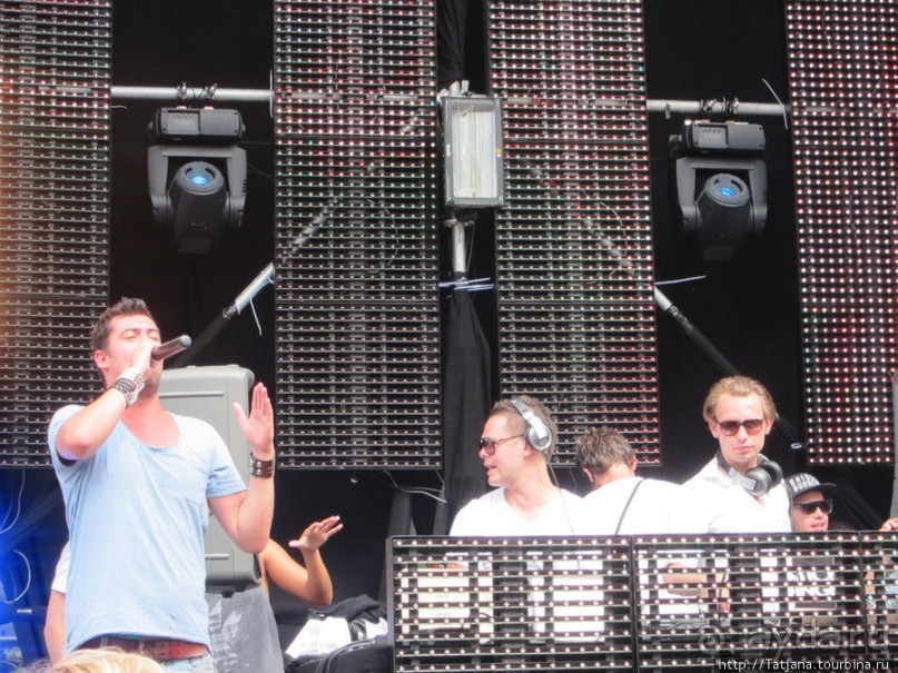 Как отрывается Голландская молодежь (Castle of Love 2011)