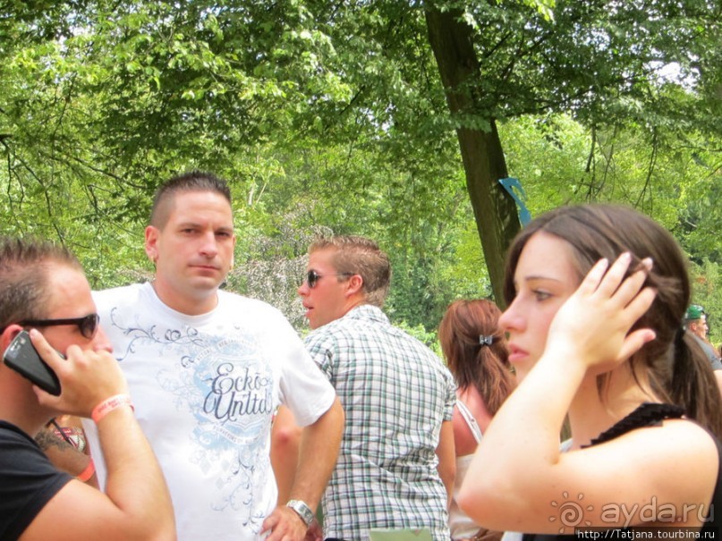 Как отрывается Голландская молодежь (Castle of Love 2011)