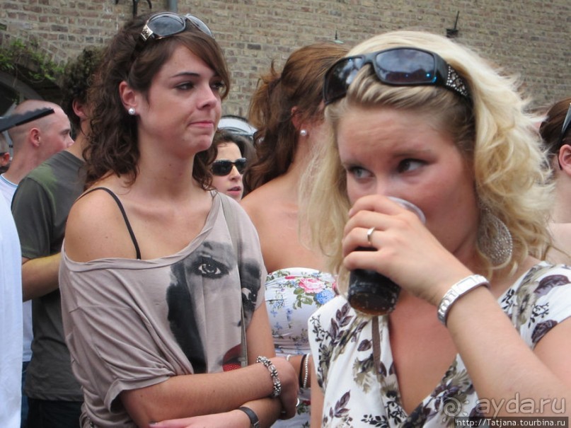 Как отрывается Голландская молодежь (Castle of Love 2011)