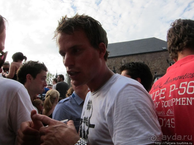 Как отрывается Голландская молодежь (Castle of Love 2011)