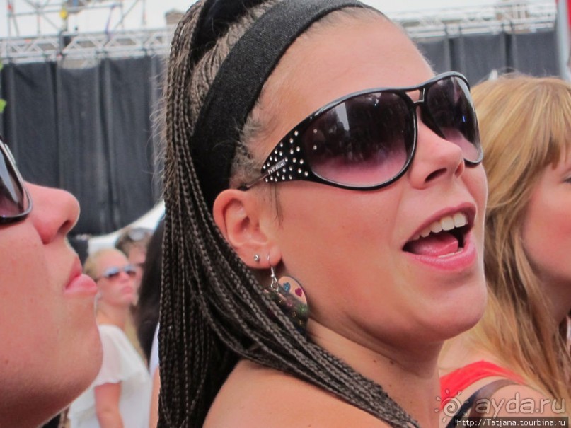 Как отрывается Голландская молодежь (Castle of Love 2011)