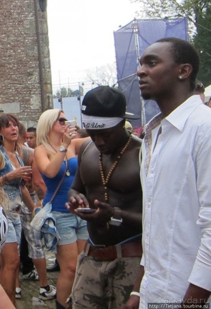 Как отрывается Голландская молодежь (Castle of Love 2011)