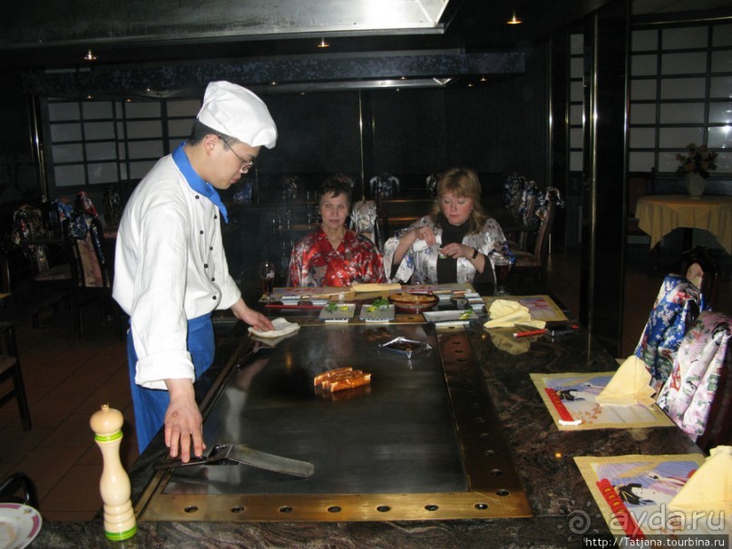 Два ресторана в одном- "De Kroon"