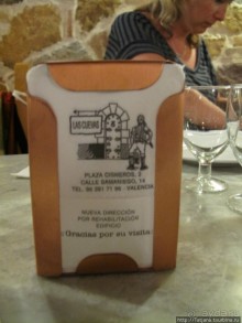 Традиционный уютный ресторан-тапас в центре города.