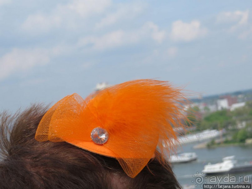 По каналам в день Короля в Амстердаме