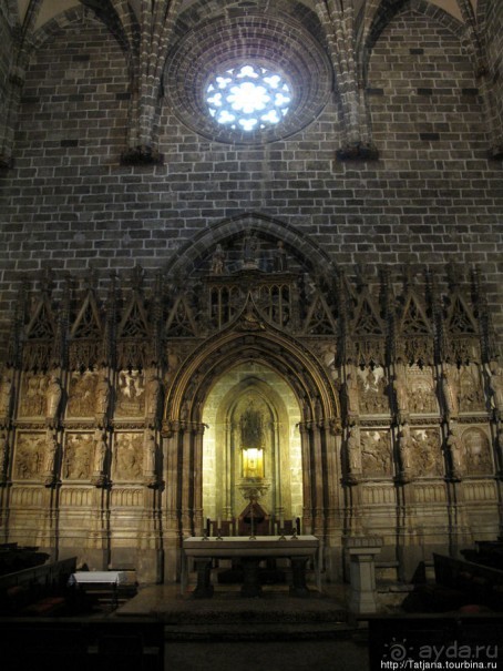 Чаша Святого Грааля в Кафедральном Соборе