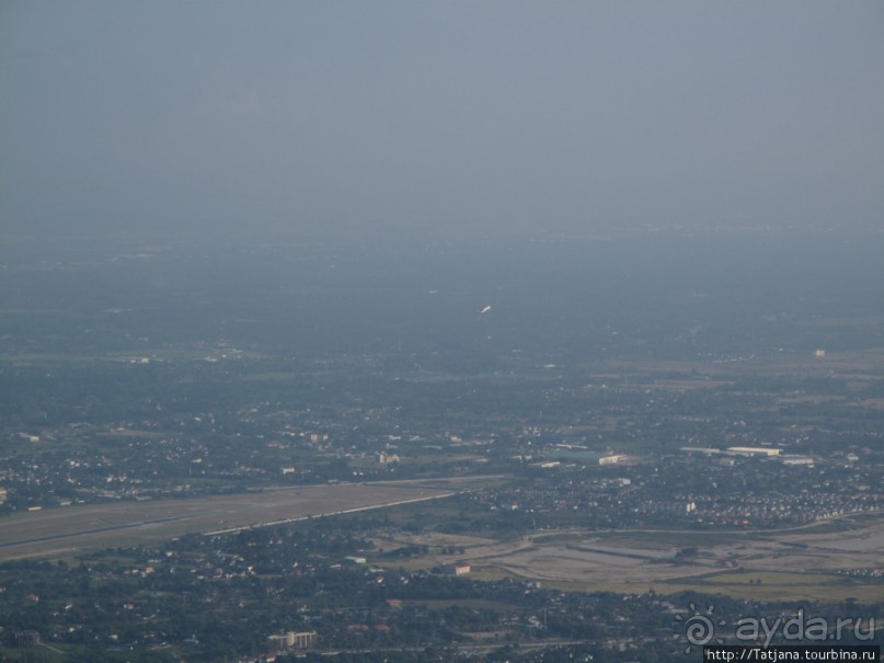 Ват Пхра Тхат Дой Сутхеп и лестница Нагов.