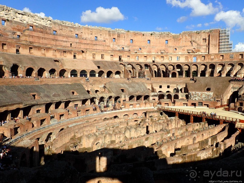 Колизей — амфитеатер Флавиев