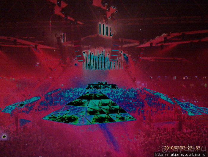 Альбом отзыва "Cубботa 3 июля 2010 "Sensation Wite""