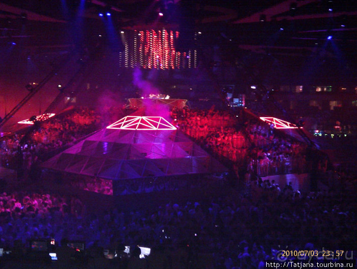 Cубботa 3 июля 2010 "Sensation Wite"